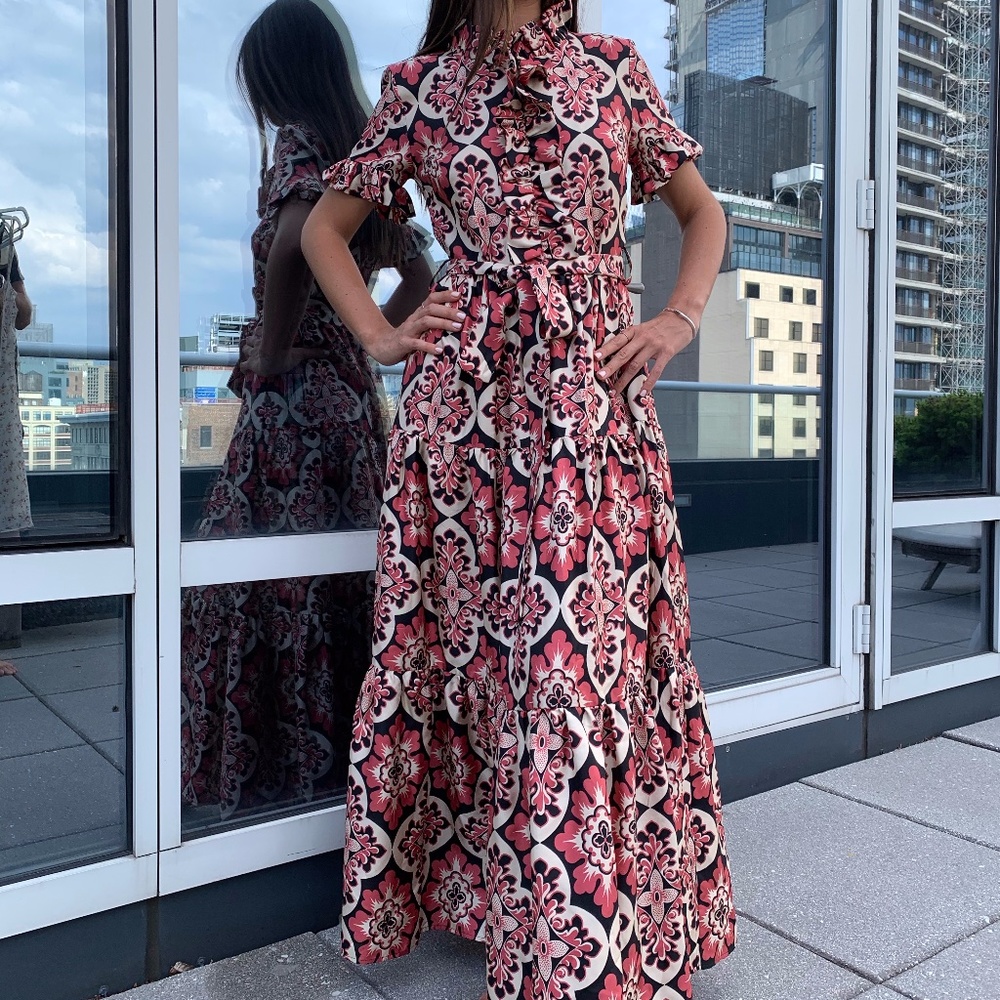 LA DOUBLEJ Long & Sassy Silk dress